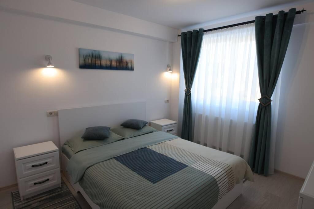 White Apartment Gura Humorului, Bucovina, Voronet Ngoại thất bức ảnh