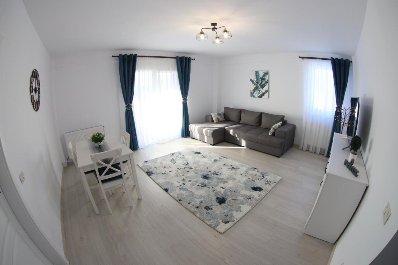 White Apartment Gura Humorului, Bucovina, Voronet Ngoại thất bức ảnh